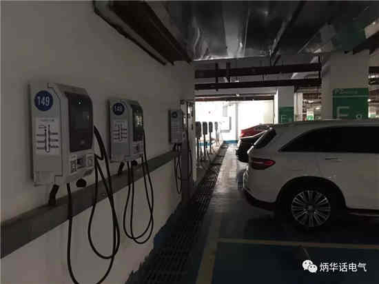 對(duì)新能源汽車蓄電池充電機(jī)充電設(shè)施的幾點(diǎn)考量之一 對(duì)新能源汽車蓄電池充電機(jī)充電設(shè)施的幾點(diǎn)考量之一