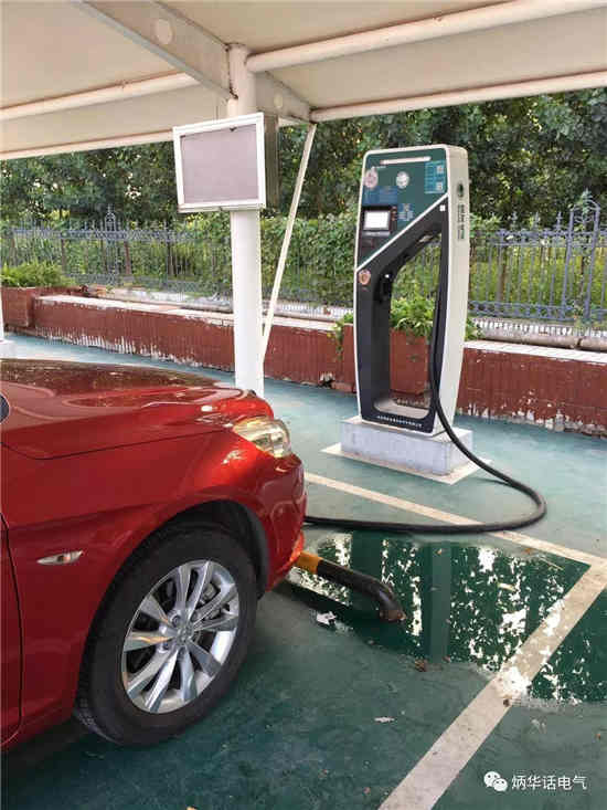 對(duì)新能源汽車(chē)蓄電池充電機(jī)充電設(shè)施的考量之二 對(duì)新能源汽車(chē)蓄電池充電機(jī)充電設(shè)施的考量之二